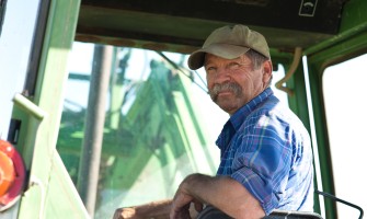 Scopri i Vantaggi dell'Acquisto Diretto dai Produttori su Agricook: Freschezza, Tracciabilità e Supporto Locale