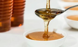 Acacia Honey: Nature's Golden Nectar