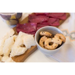 Taralli con olio evo, confezione da 300 gr - cipolle e olive