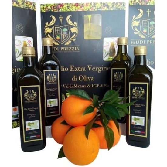 Box 12kg arance + 3 bottiglie olio Box 12kg arance + 3 bottiglie olio